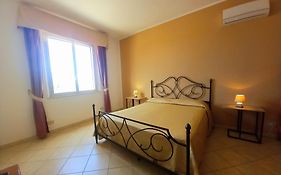 Tahiti House Stagnone